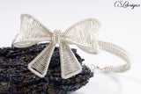 Wirework bow bracelet