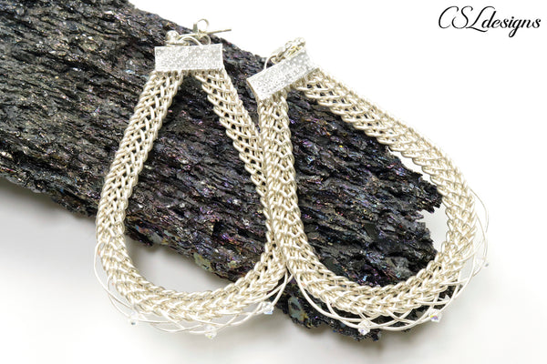 Laced wire kumihimo earrings ⎮ Silver