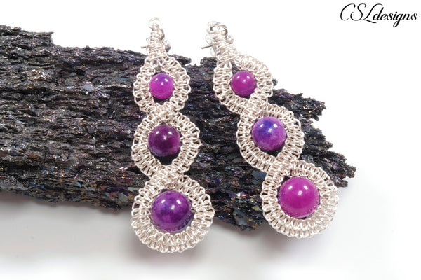 Intertwining wire macrame earrings