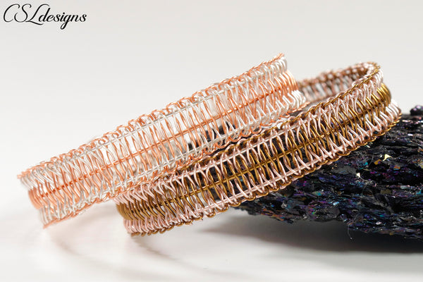 Colour changing wire macrame bracelet ⎮ For women, men. Unisex.