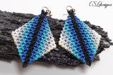 Diamond micro macrame earrings ⎮ Blue ombre