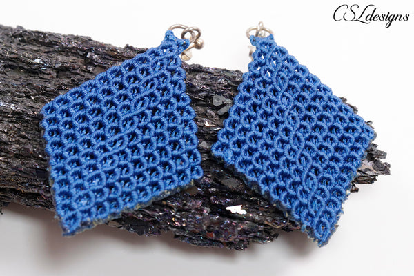 Diamond micro macrame earrings ⎮ Blue