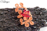 Flower and leaves wirework ring ⎮ Copper and pink