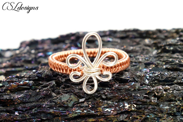 Fleur De Lis wirework ring ⎮ Copper and silver