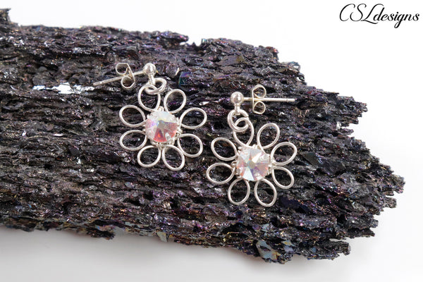 Flower wirework earrings