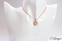 Flower wirework pendant necklace