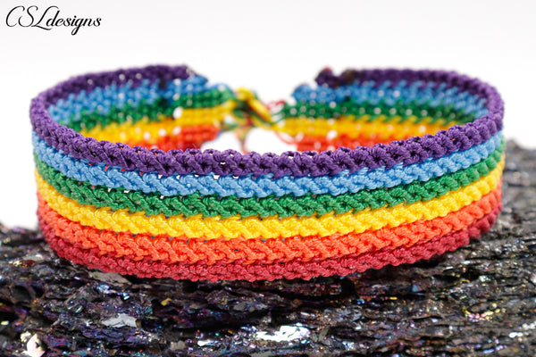 Striped micro macrame bracelet ⎮ Rainbow – CSLdesigns shop