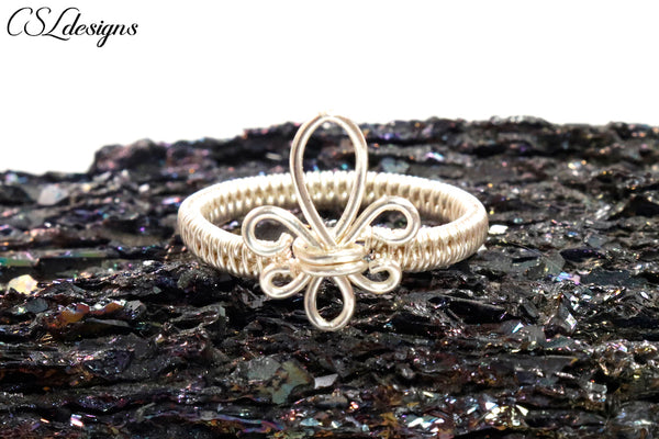 Fleur De Lis wirework ring ⎮ Silver